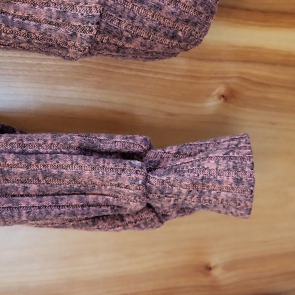 Womens long sleeve Sweater - Picture 3 of 6